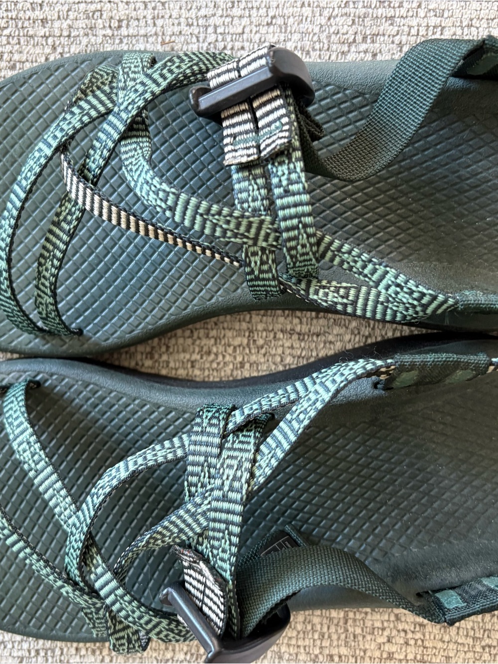 Chaco Sandal in dark green and Mint Green